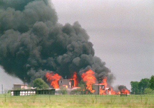 Performance Evaluations in Times of Crisis: How to Support Your Employees in Waco, TX